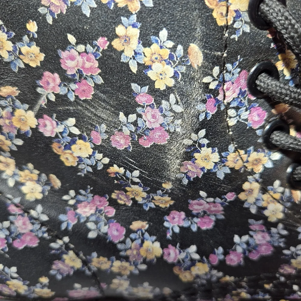 Dr. Marten's Womens Floral Boots - Picture 6 of 10